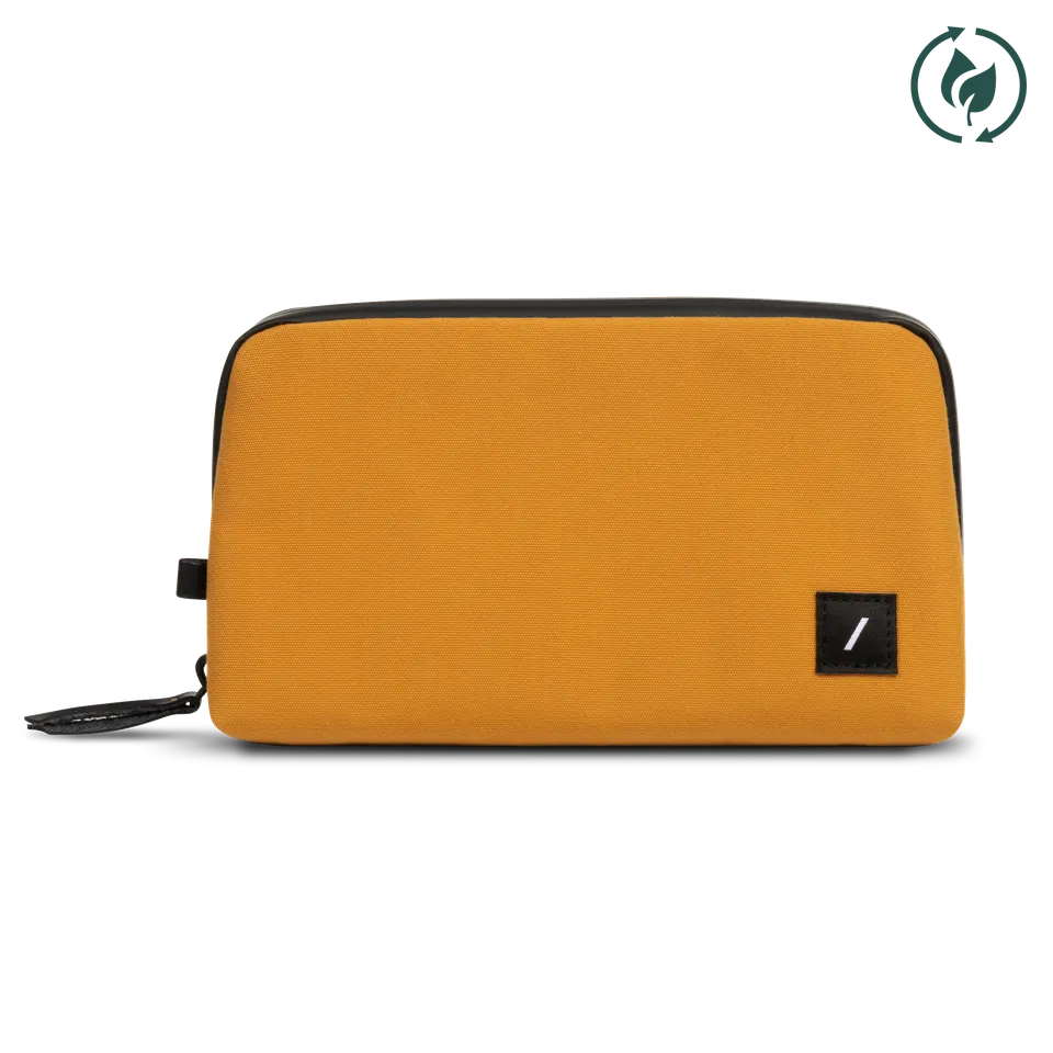 native-union-w-f-a-tech-organizer-pochette-de-rangement-tech-en-rpet-recycl-100- image 1