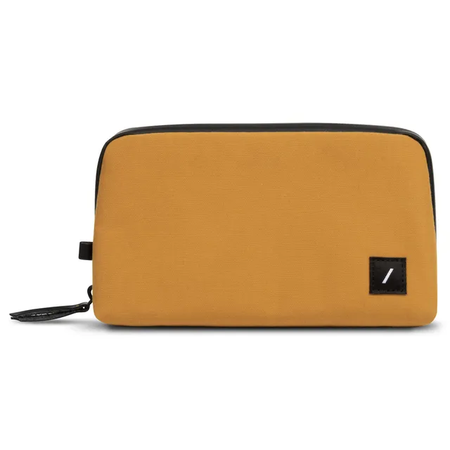 native-union-w-f-a-tech-organiser-pochette-de-voyage-minimaliste-en-mat-riaux-re image 1