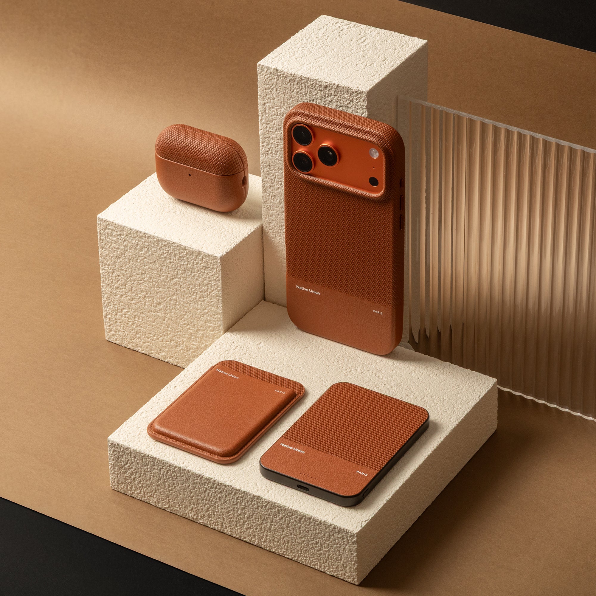 native-union-re-classic-case-pour-airpods-pro-3-tui-fin-en-cuir-alternatif-recyc image 6
