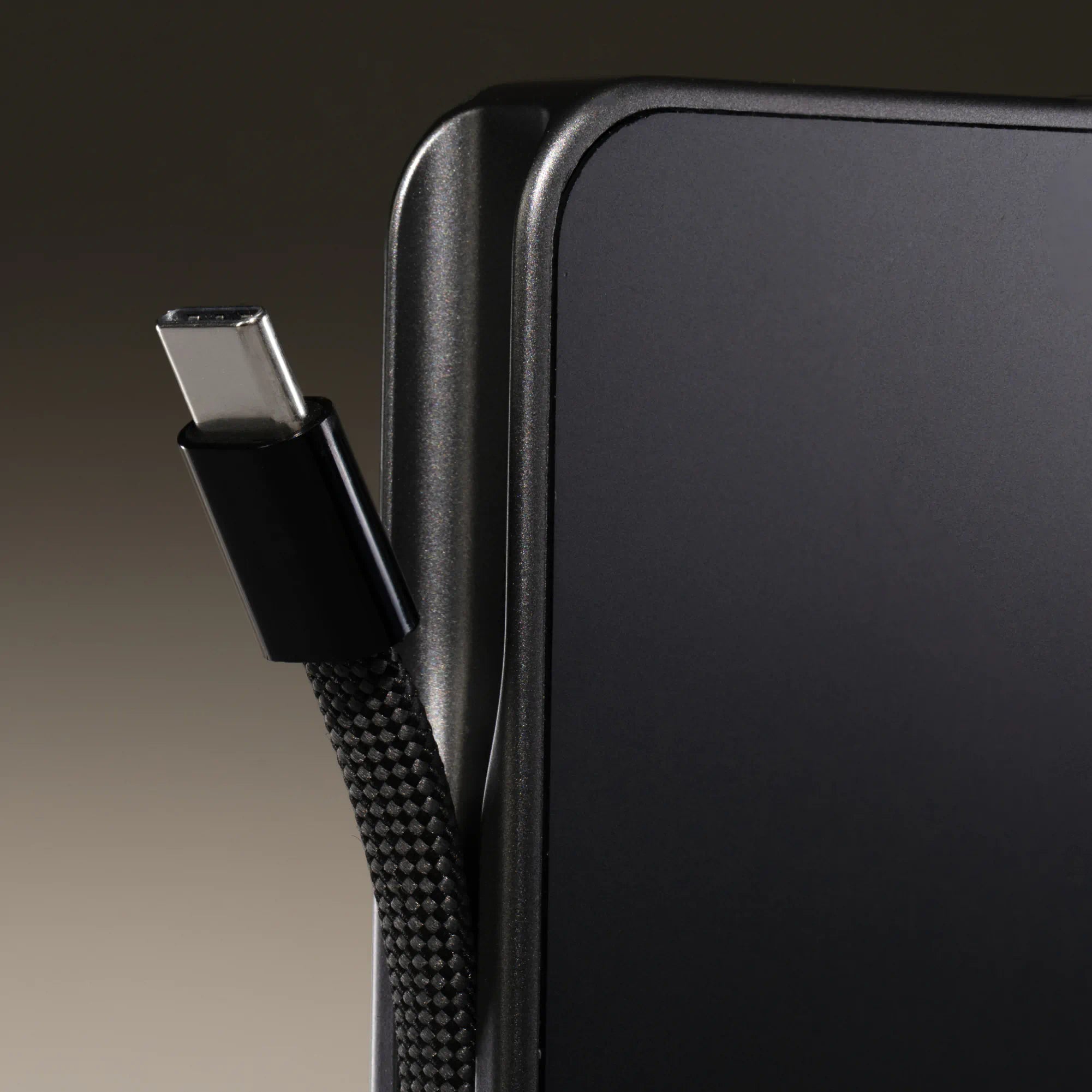 mophie-signature-series-powerstation-plus-10k-batterie-externe-10-000-mah-30w-av image 3