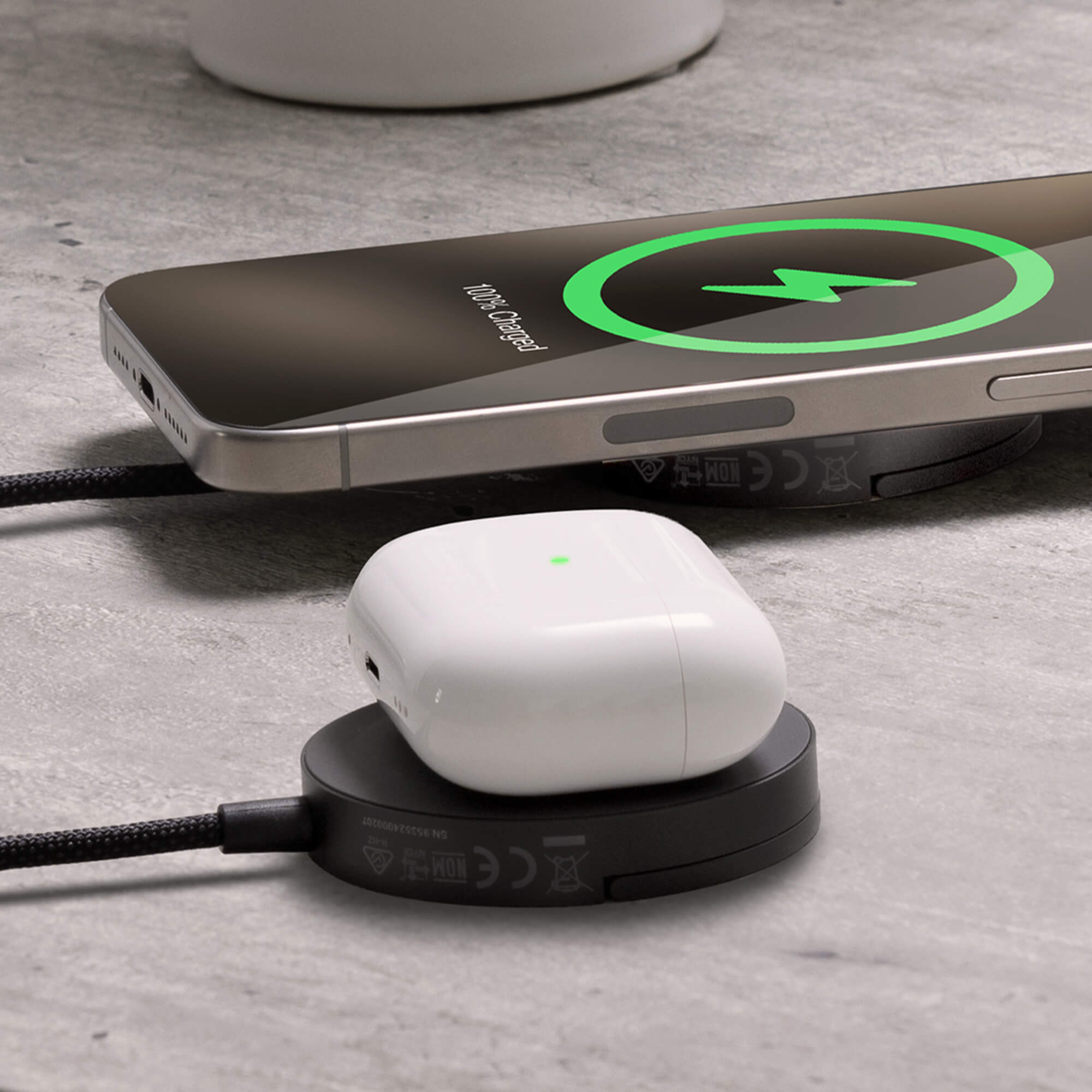 mophie-15w-magnetic-wireless-charging-pad-tapis-de-charge-sans-fil-qi2-magnsafe- image 5