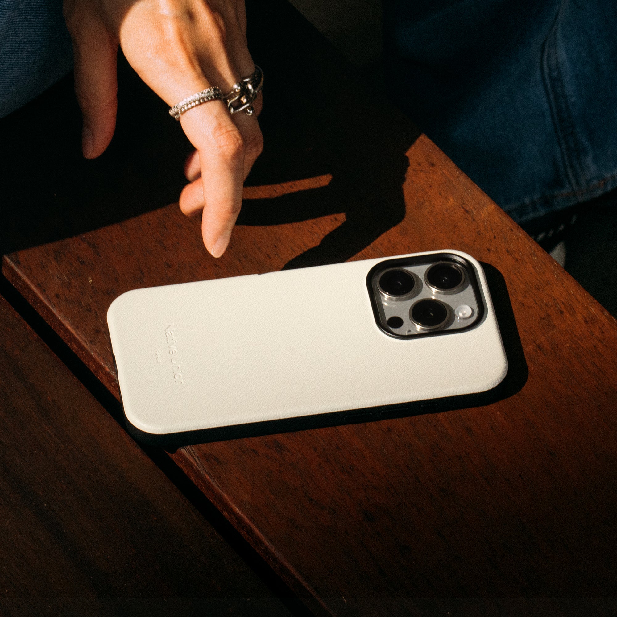 native-union-active-case-pour-iphone-15-coque-antichute-3-m-alternative-cuir-rec image 3