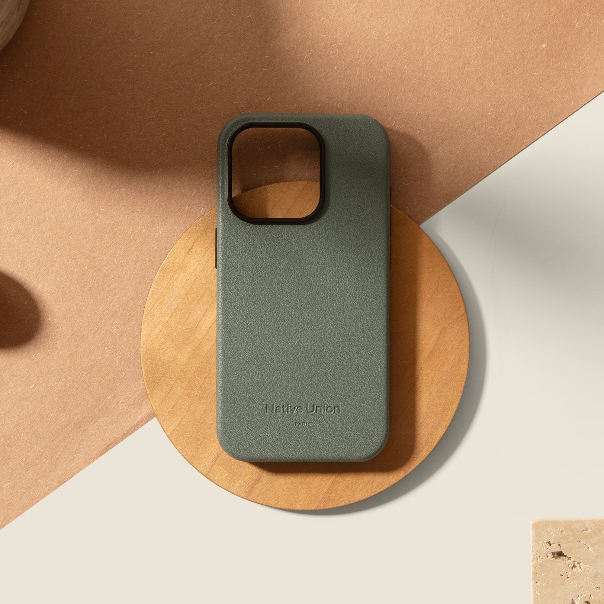 native-union-active-case-pour-iphone-16-coque-antichoc-alternative-cuir-recycl-e image 8