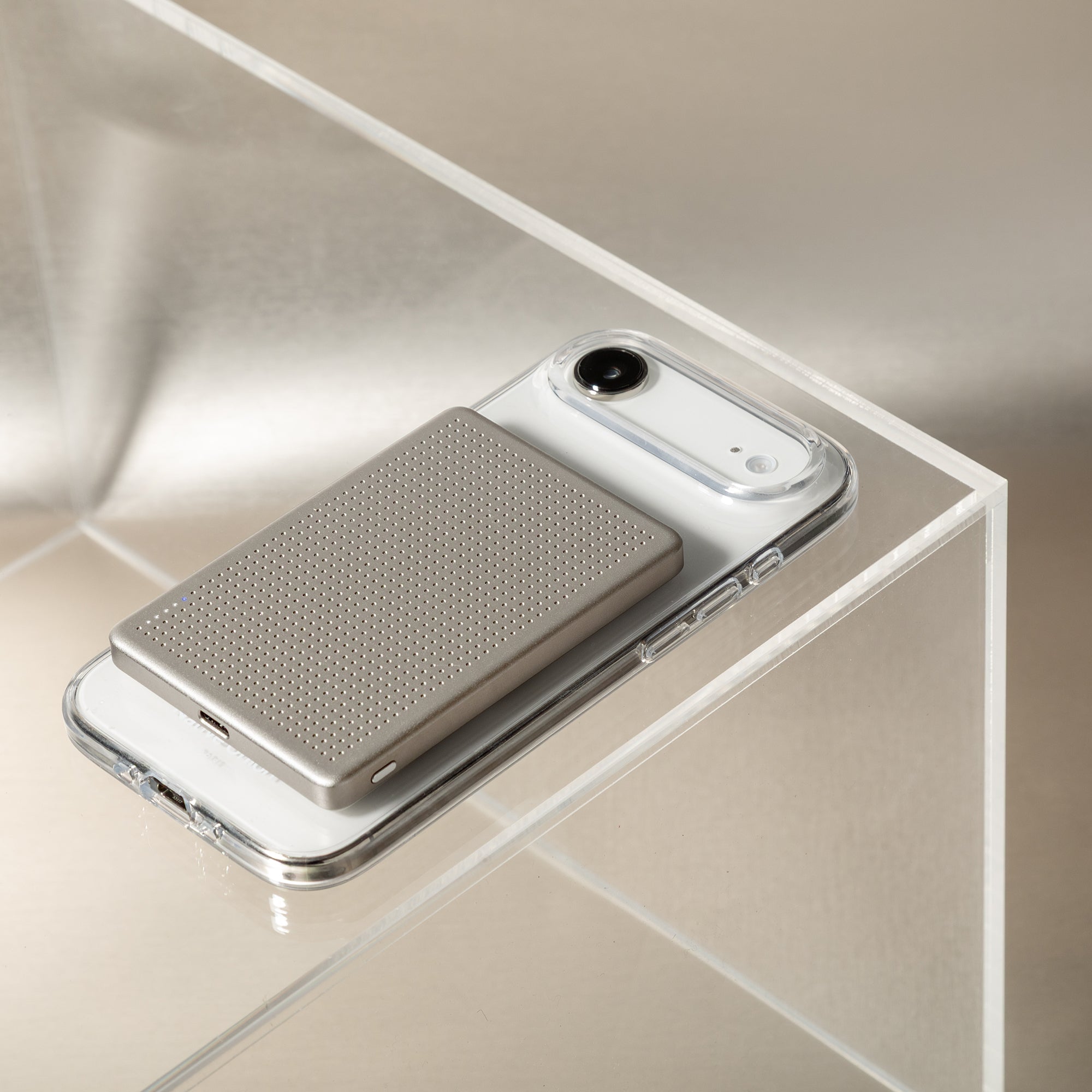 native-union-active-power-bank-magnetic-batterie-externe-magn-tique-5000mah-ultr image 7