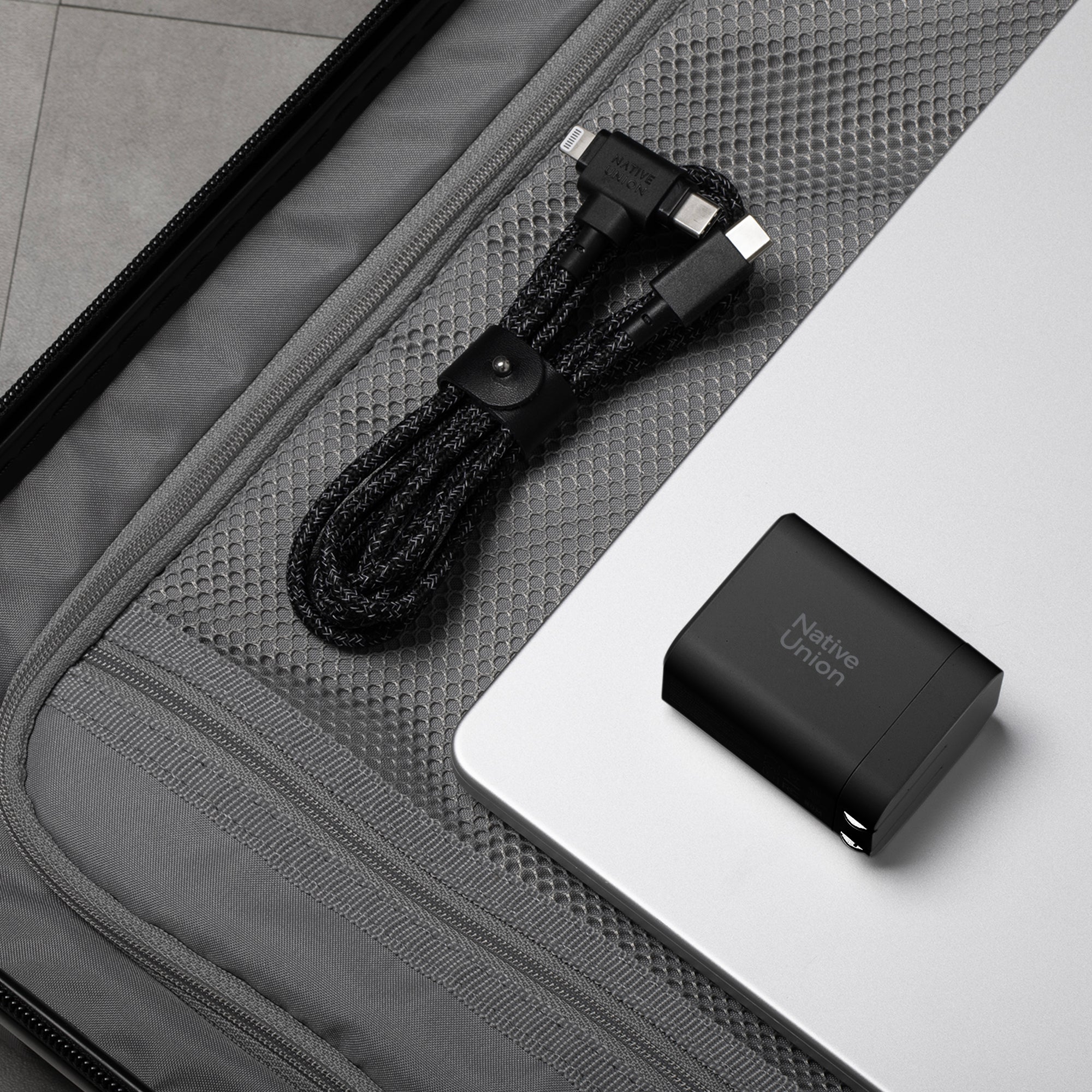 native-union-fast-gan-charger-pd-45w-1c-1a-chargeur-rapide-double-port-usb-c-et- image 8