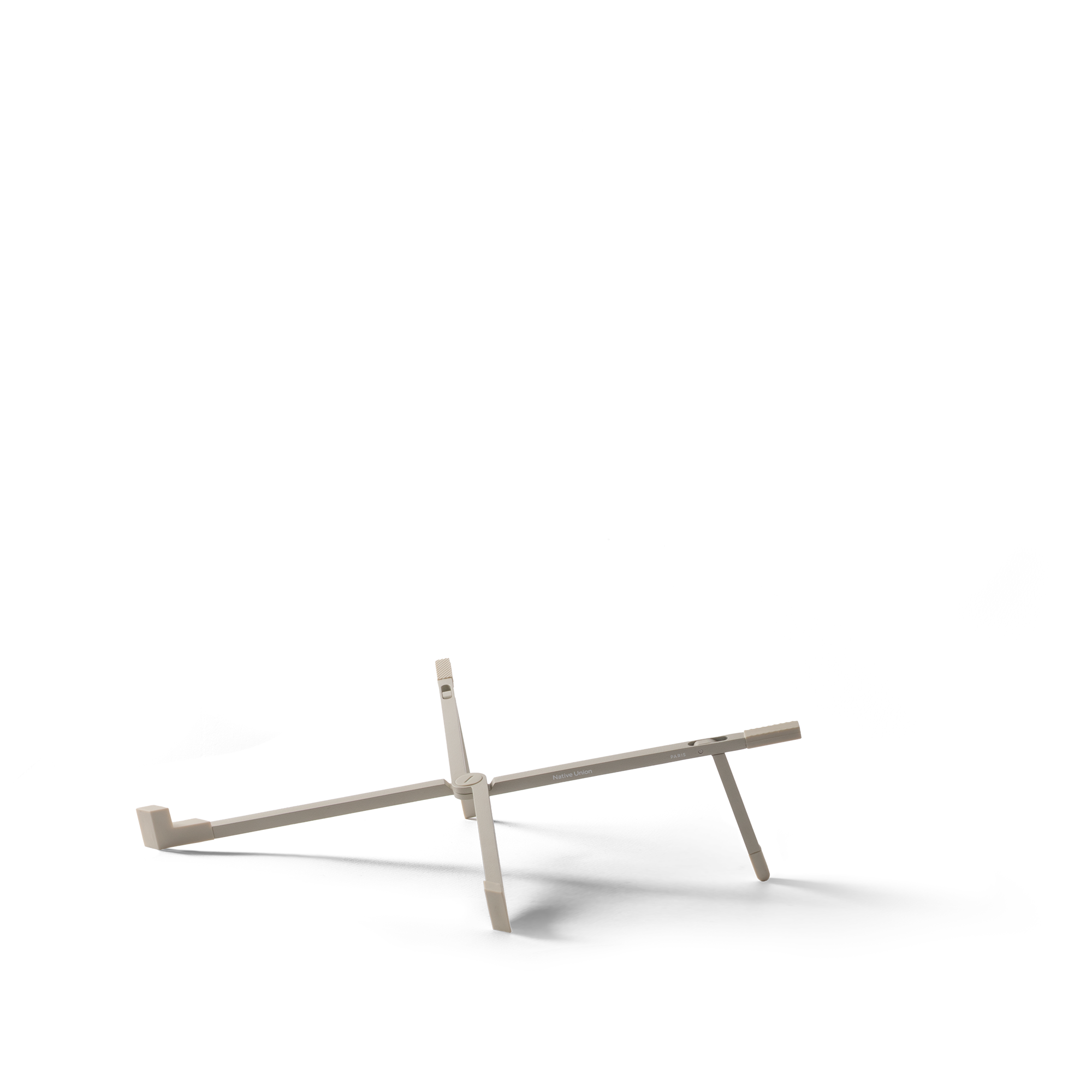 native-union-fold-laptop-stand-support-ordinateur-portable-pliable-en-aluminium- image 4