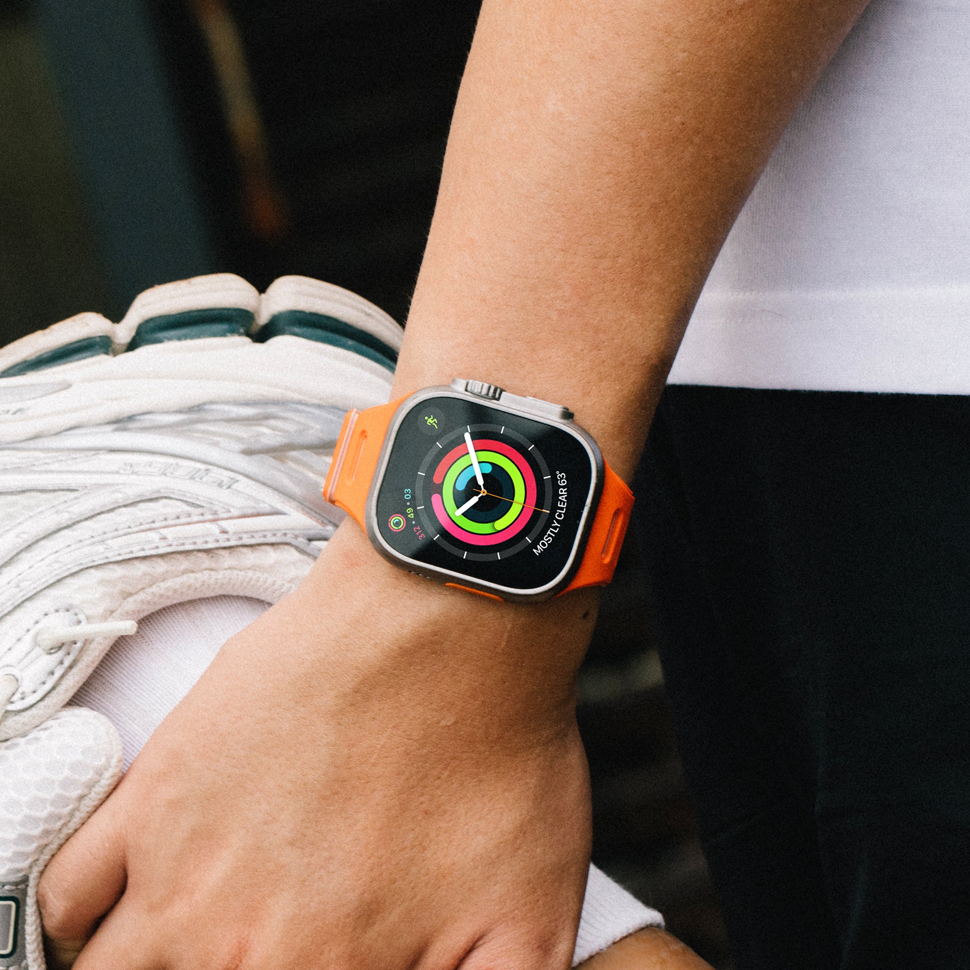 native-union-active-magnetic-band-bracelet-apple-watch-magn-tique-r-versible-res image 2