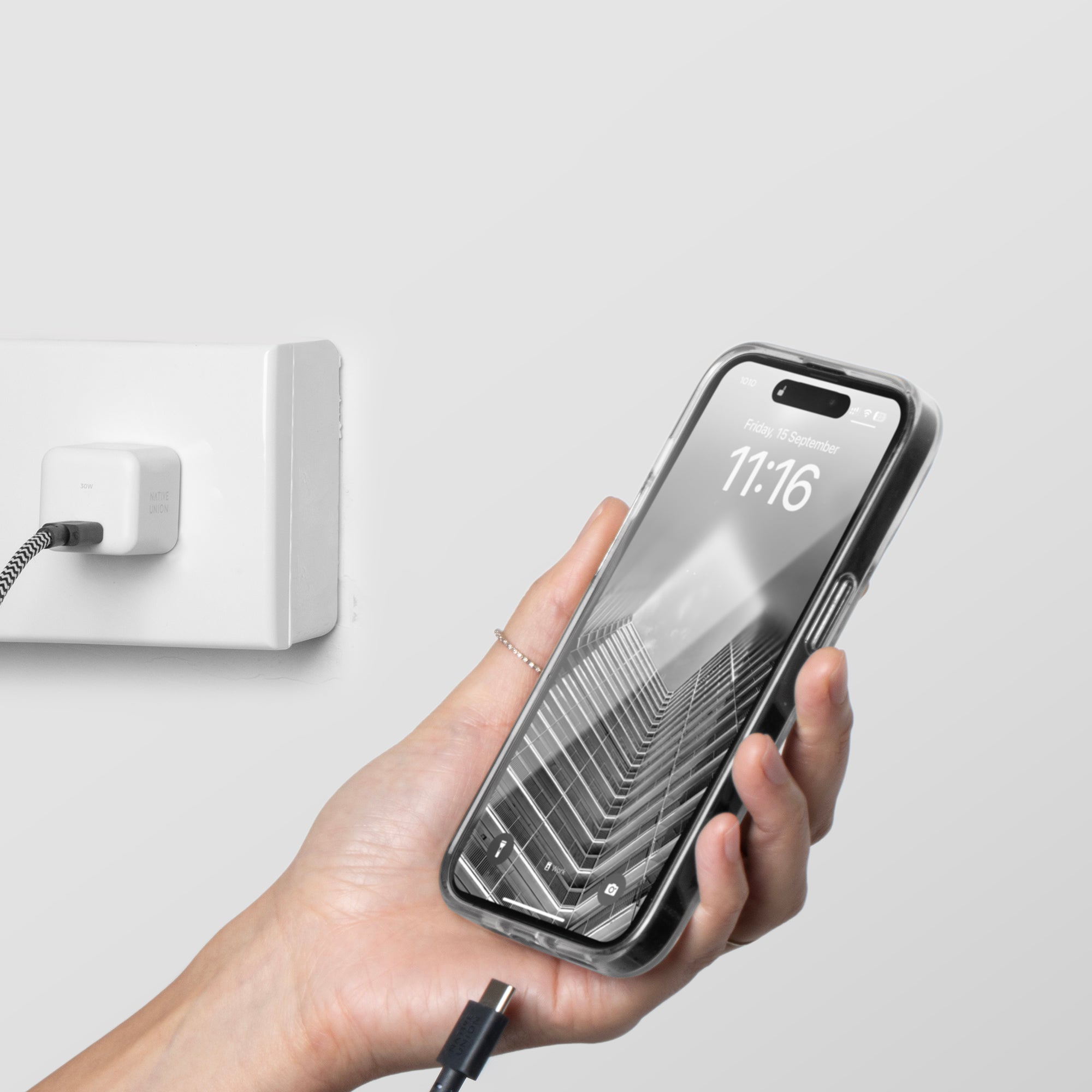 native-union-fast-gan-charger-pd-30w-avec-c-ble-usb-c-chargeur-compact-gan-power image 2
