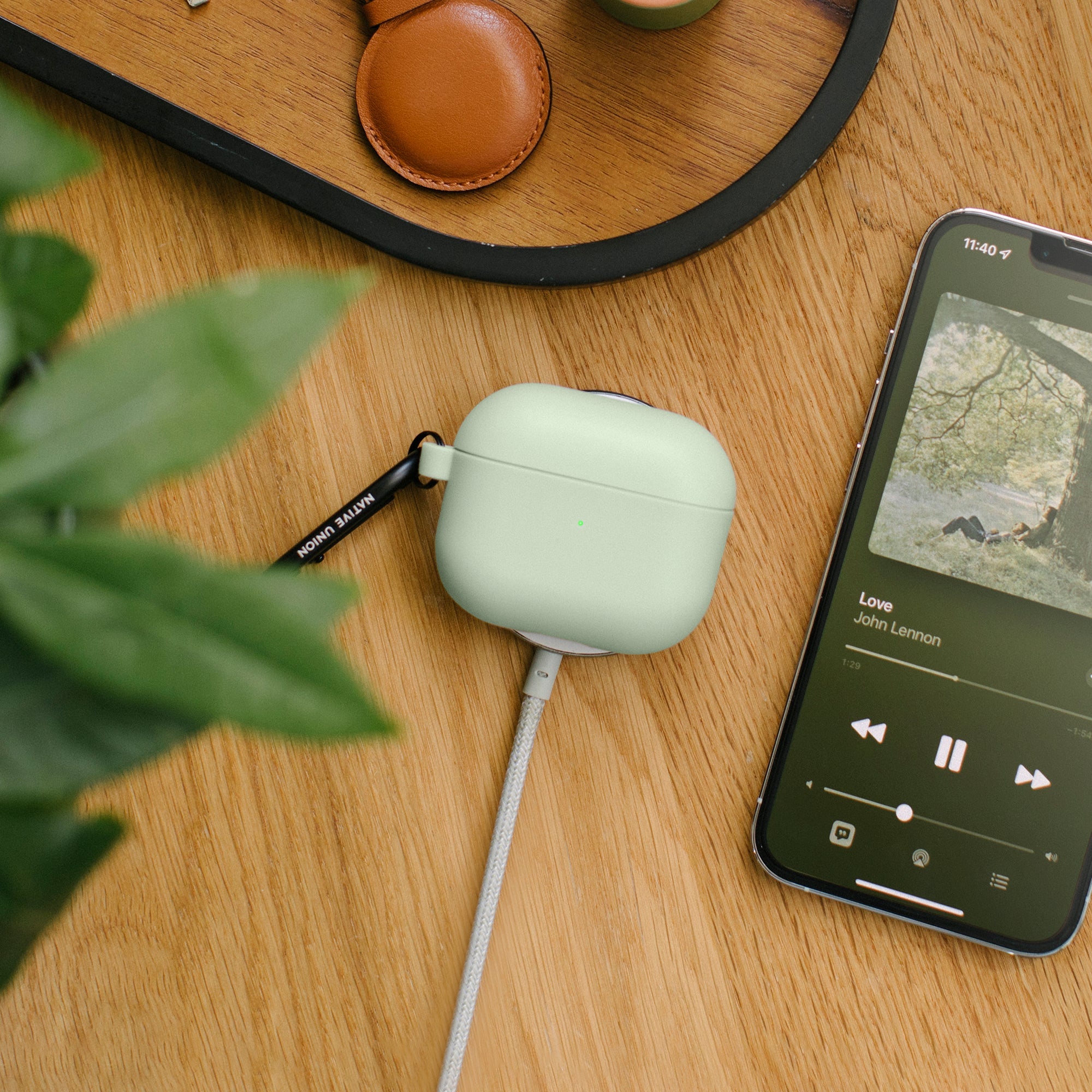native-union-roam-case-tui-pour-airpods-gen-3-en-tpu-recycl-avec-clip-aluminium image 5