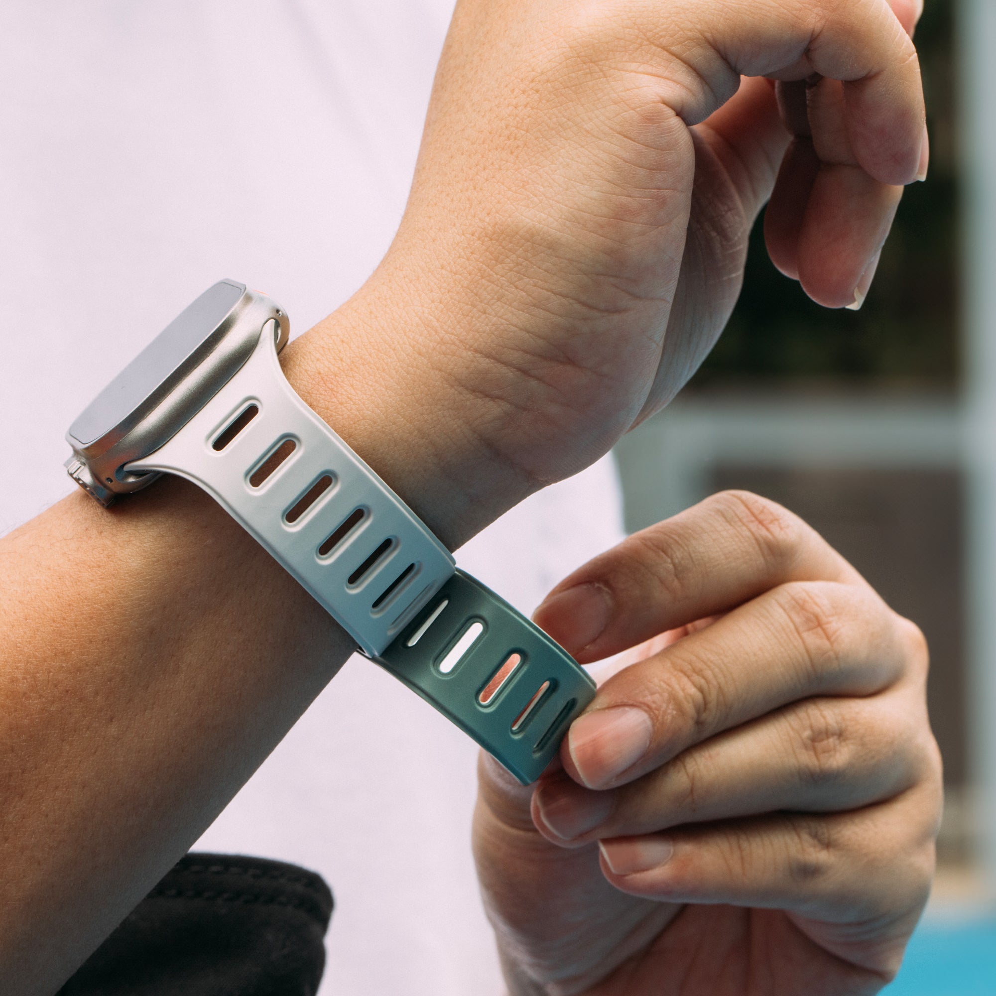 native-union-active-magnetic-band-bracelet-apple-watch-magn-tique-r-versible-res image 8