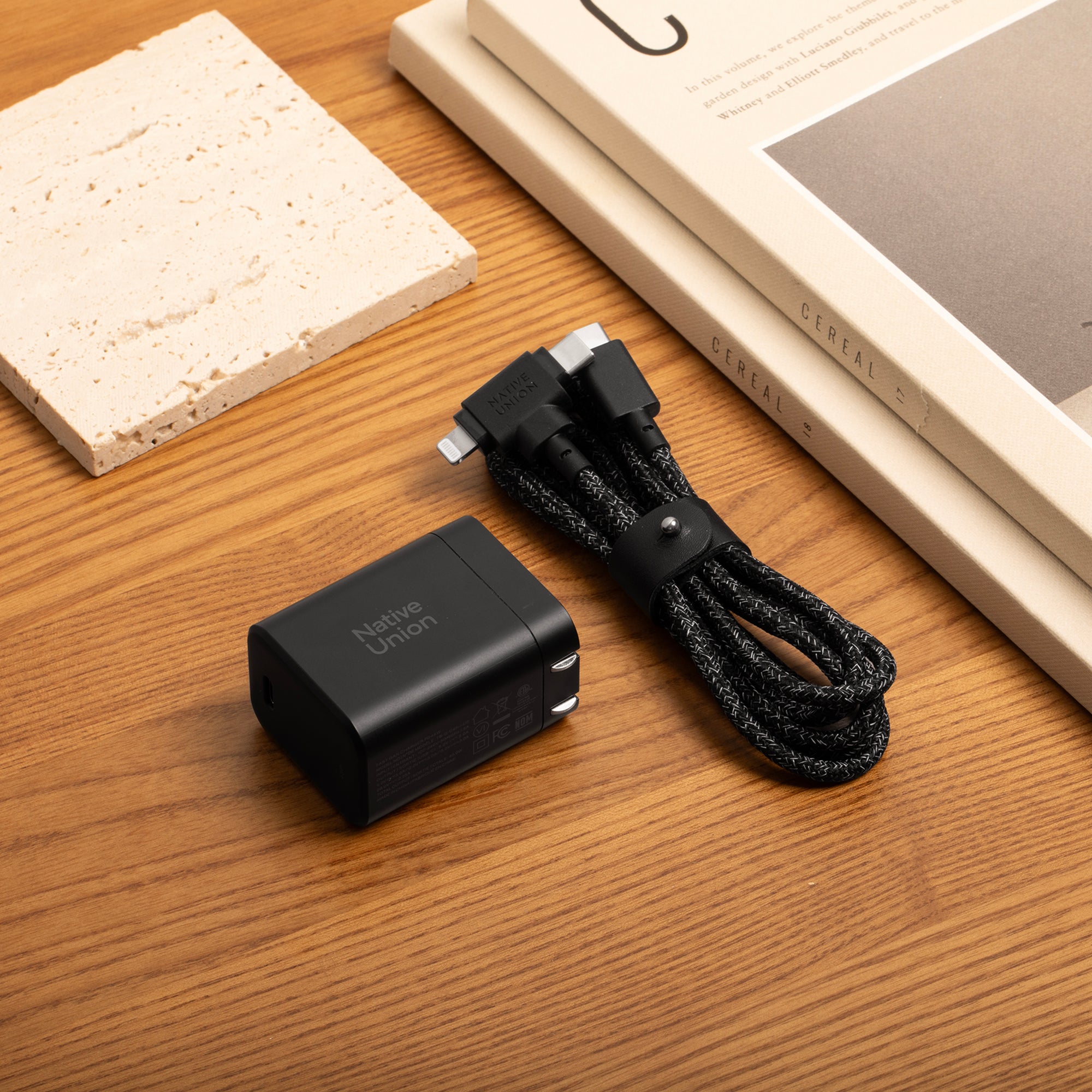 native-union-fast-gan-charger-pd-45w-chargeur-compact-usb-c-power-delivery image 4