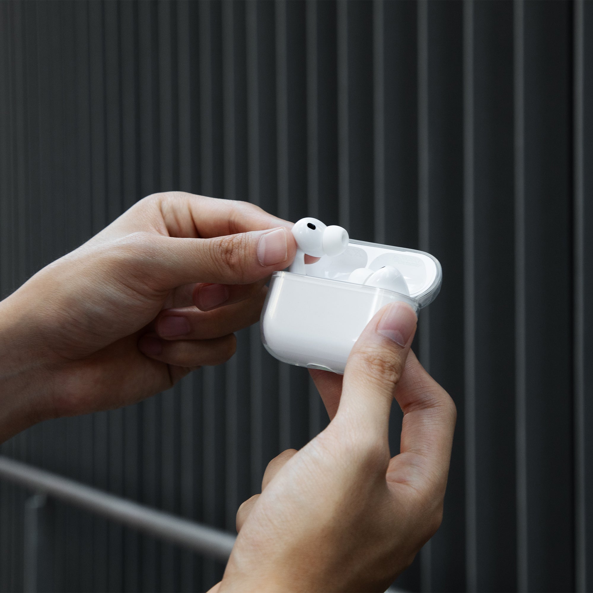 native-union-re-clear-case-pour-airpods-pro-3-tui-transparent-anti-jaunissement image 4