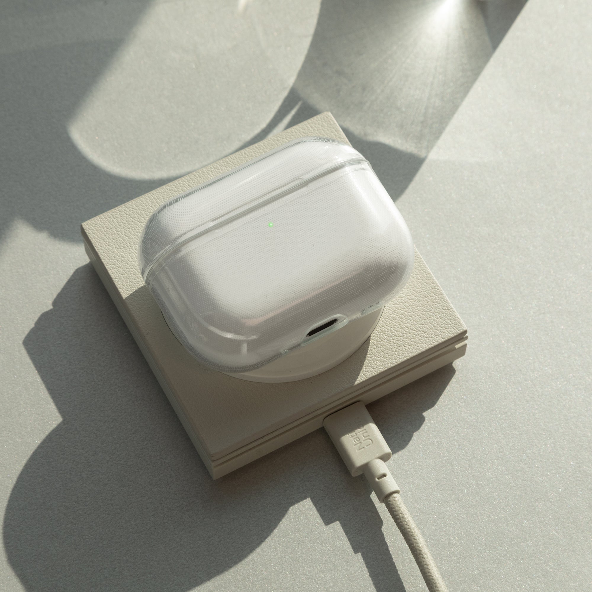 native-union-re-clear-case-pour-airpods-pro-3-tui-transparent-anti-jaunissement image 7