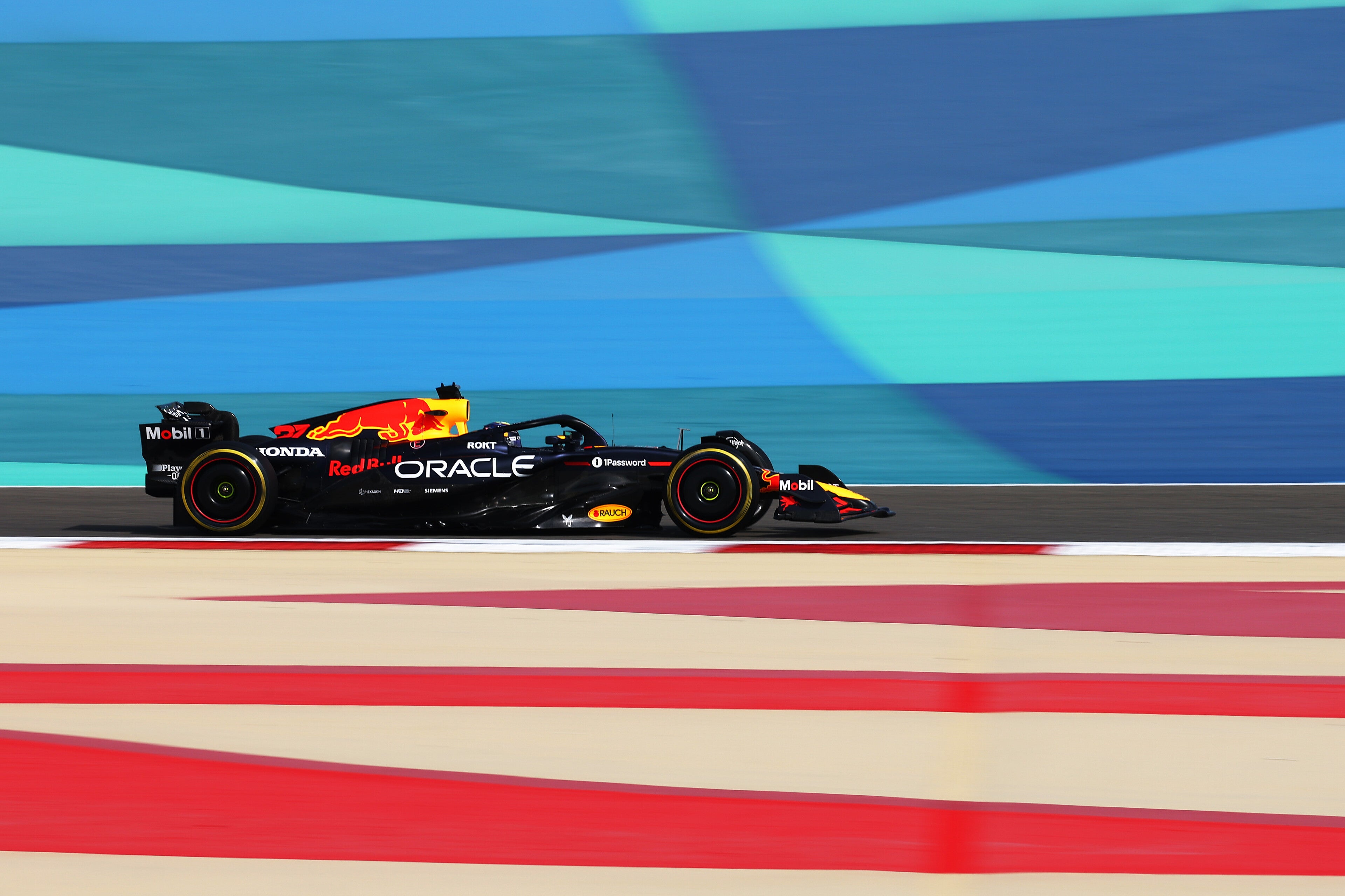 mophie-powerstation-plus-10k-oracle-red-bull-racing-verstappen-mv1-batterie-exte image 5