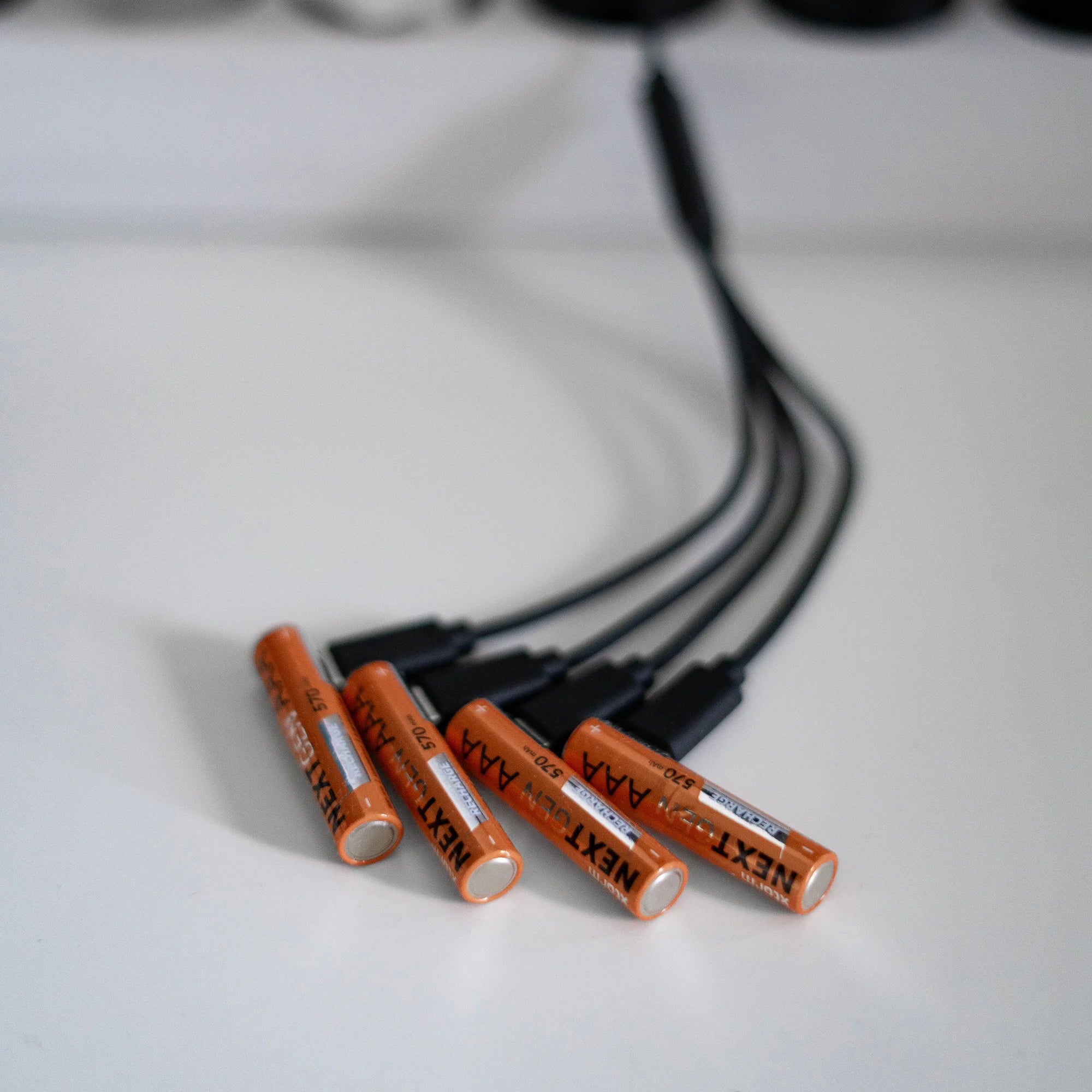 xtorm-piles-rechargeables-aaa-usb-c-pack-de-4-charge-par-port-usb-c-int-gr-r-uti image 5