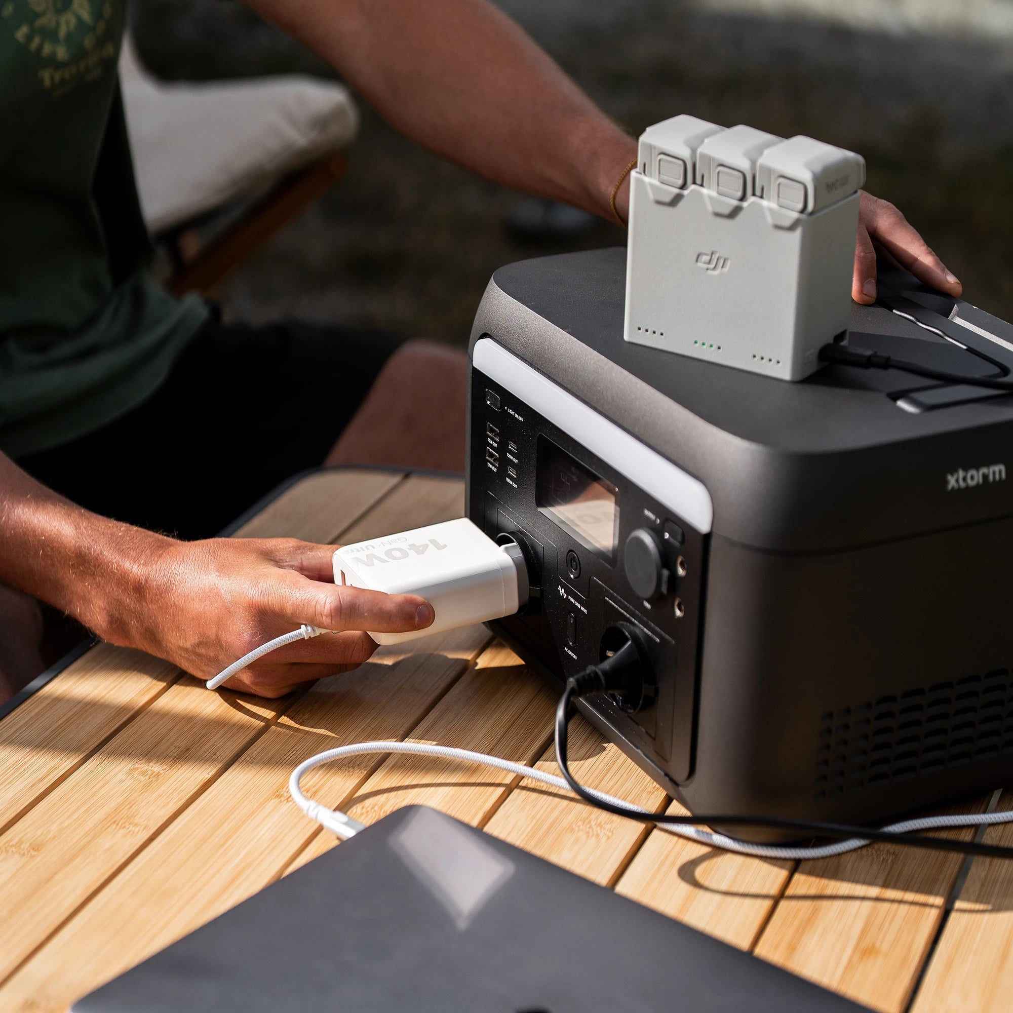 xtorm-smart-power-station-600-w-xtreme-power-2-best-seller-avec-2x-ac-et-2x-usb- image 4